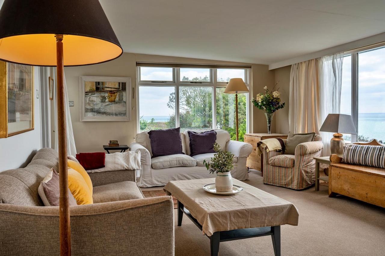 Finest Retreats - Lesceave * Praa Sands