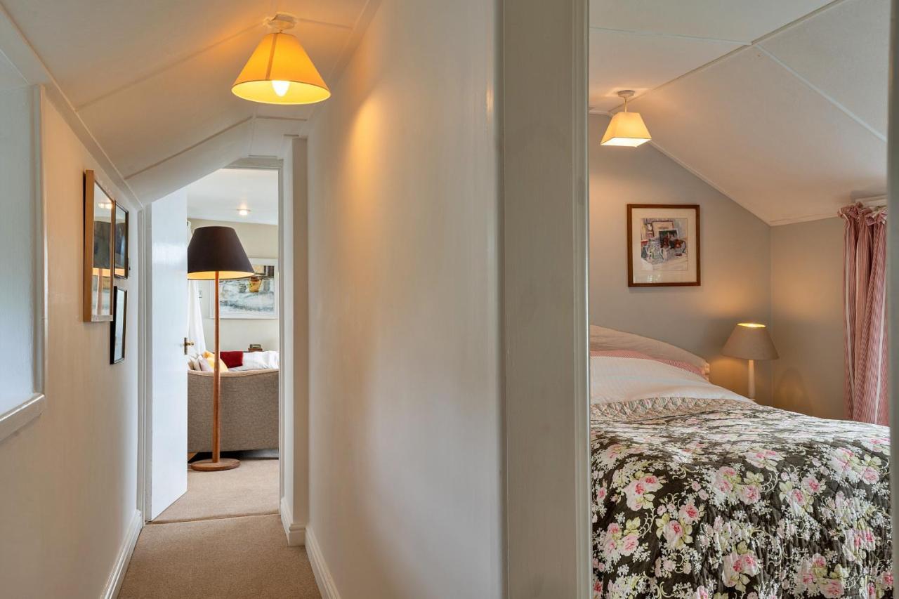 Finest Retreats - Lesceave Praa Sands